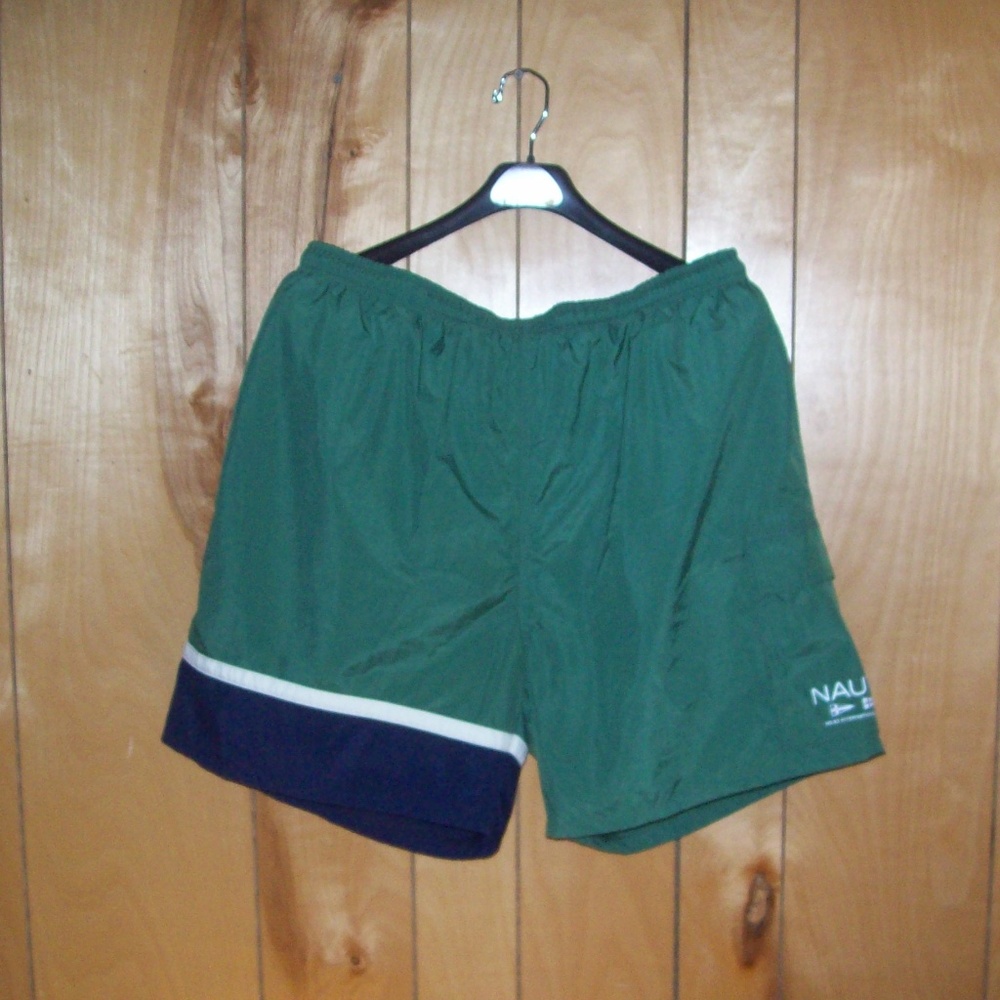 Vintage Nautica Shorts With inner pocket